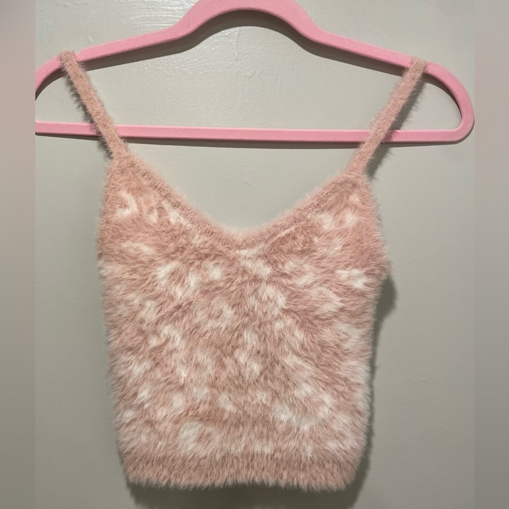 Forever 21 F21 Baby Pink & White Leopard Print Fuzzy Cropped Cami Tank Top - S